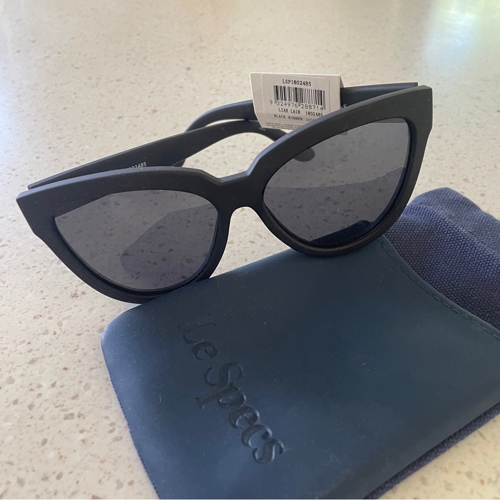 LE SPECS Liar Liar Polarized Black Cat-Eye Sunglasses